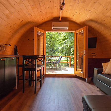 Glamping Dragonja River Smarje  Екстер'єр фото
